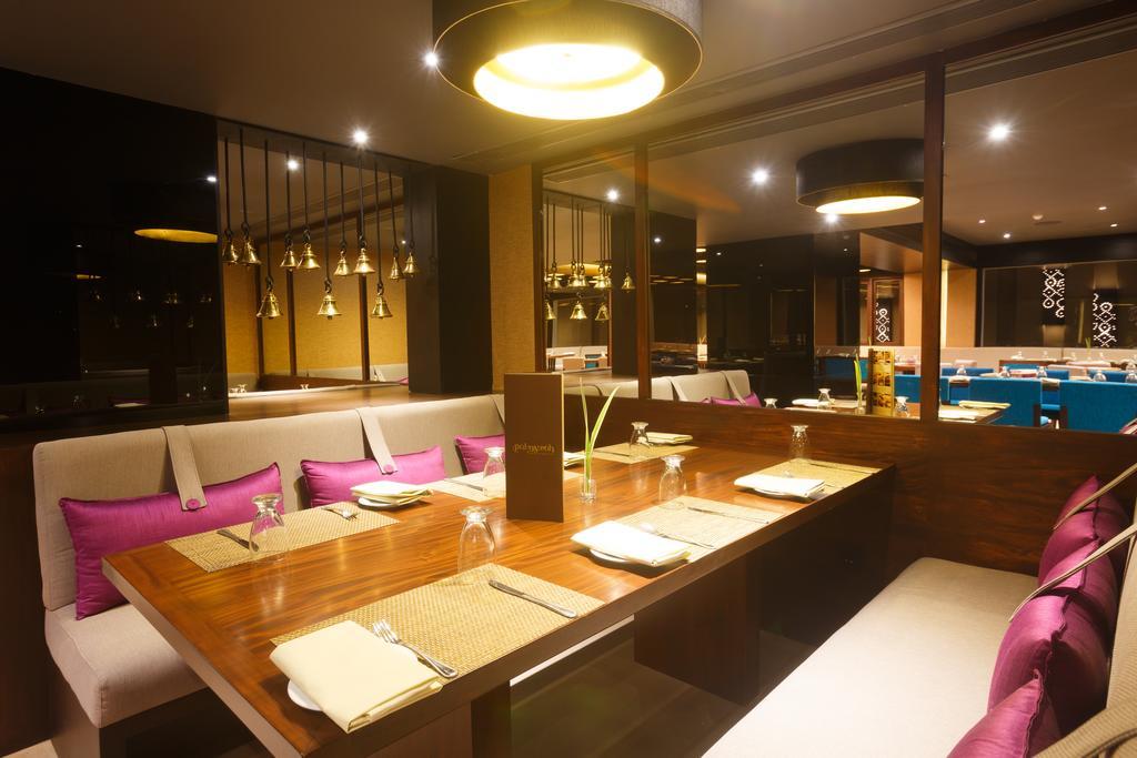 Renuka City Hotel Colombo Extérieur photo