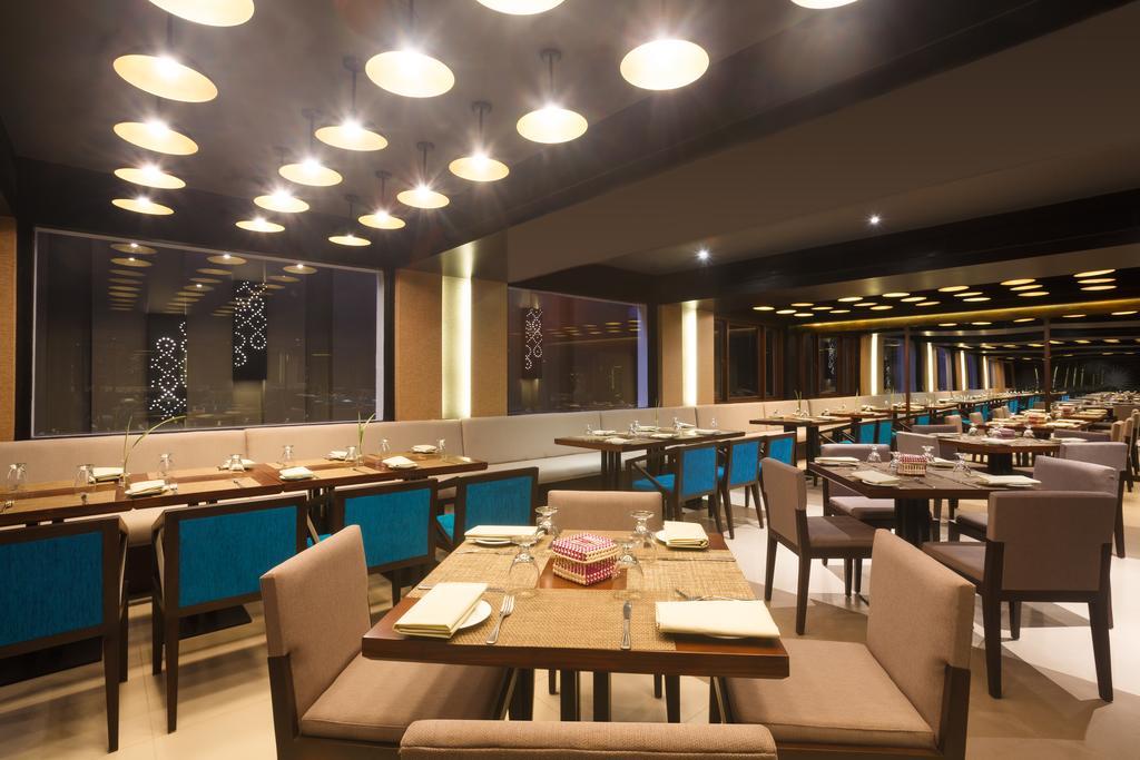 Renuka City Hotel Colombo Extérieur photo