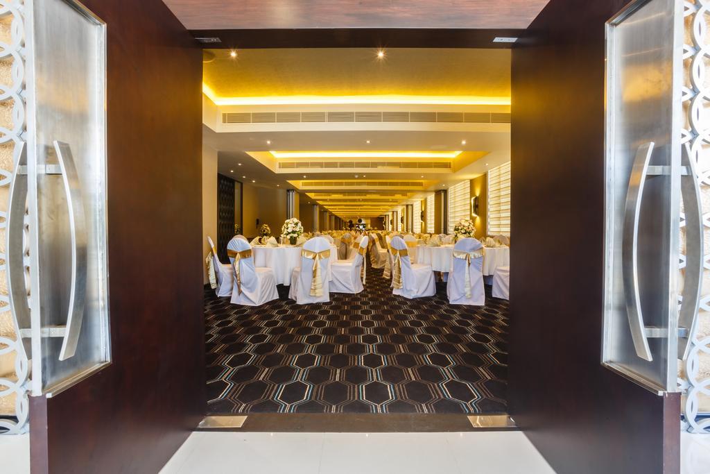 Renuka City Hotel Colombo Extérieur photo