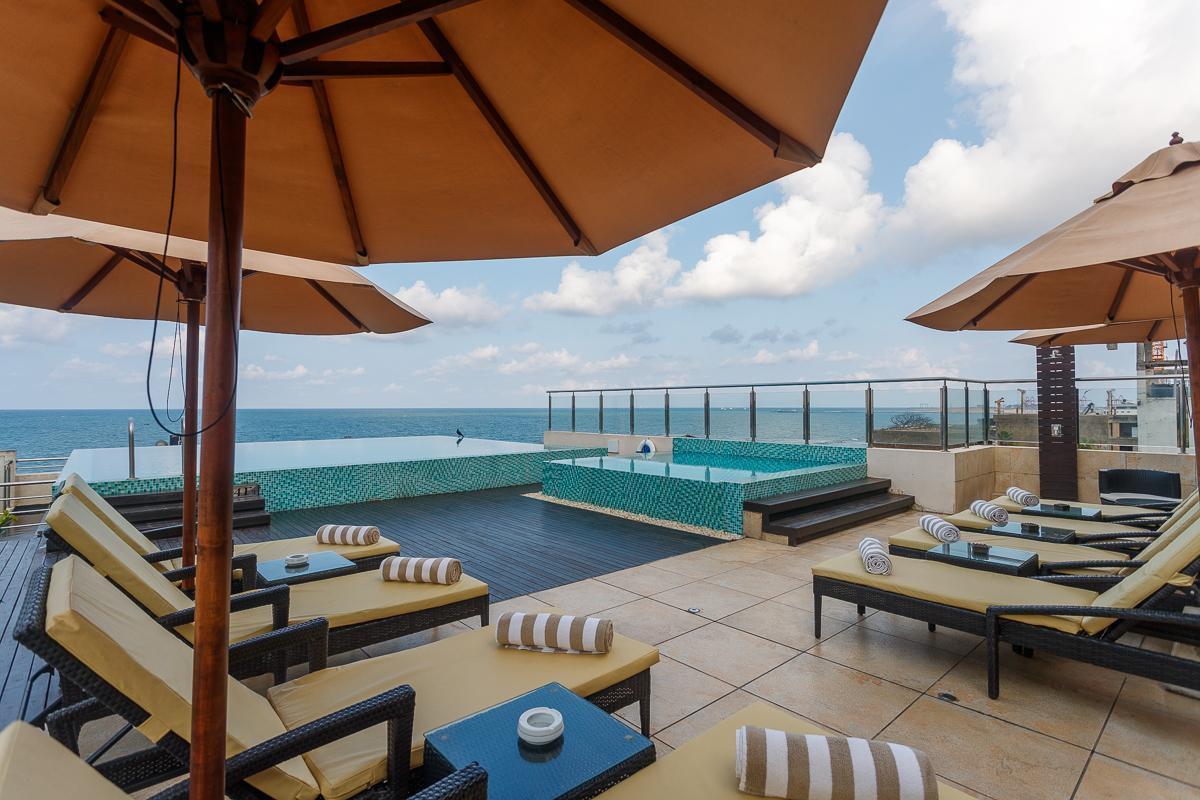 Renuka City Hotel Colombo Extérieur photo