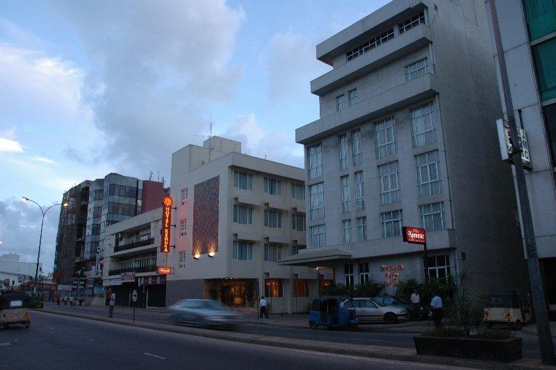 Renuka City Hotel Colombo Extérieur photo