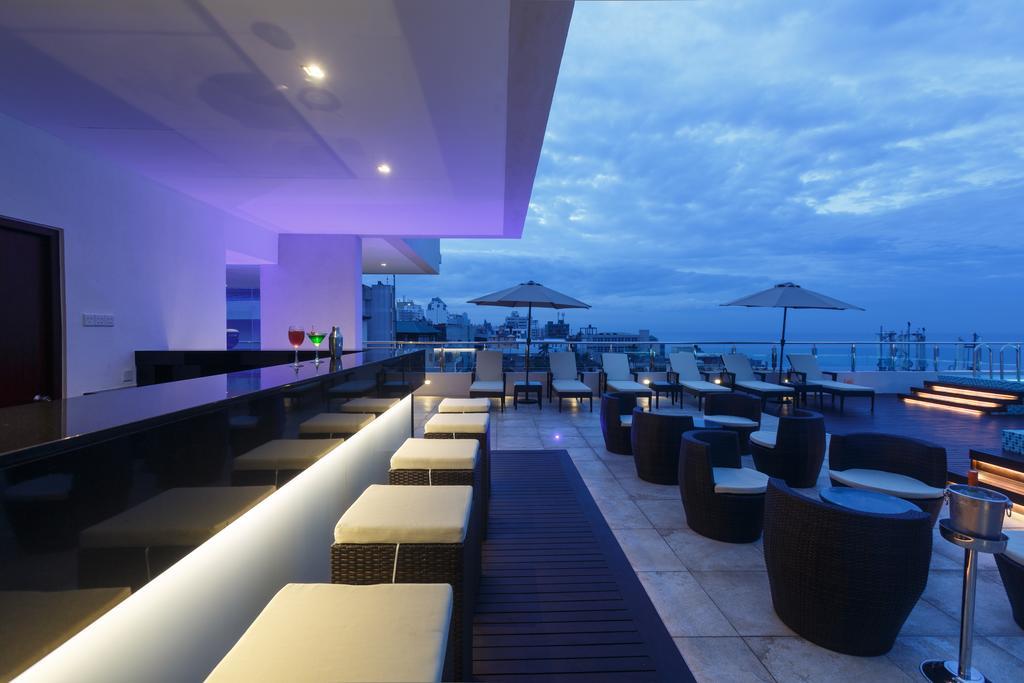 Renuka City Hotel Colombo Extérieur photo